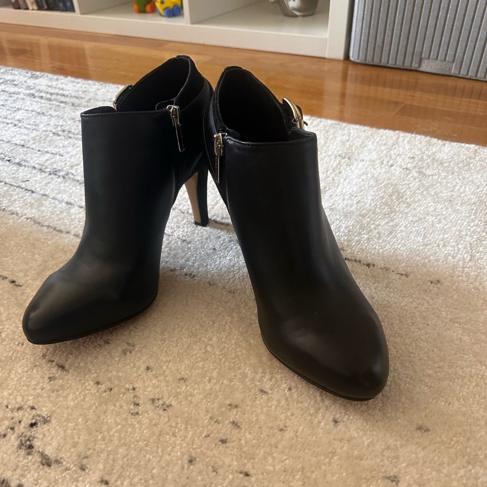 Vince Camuto